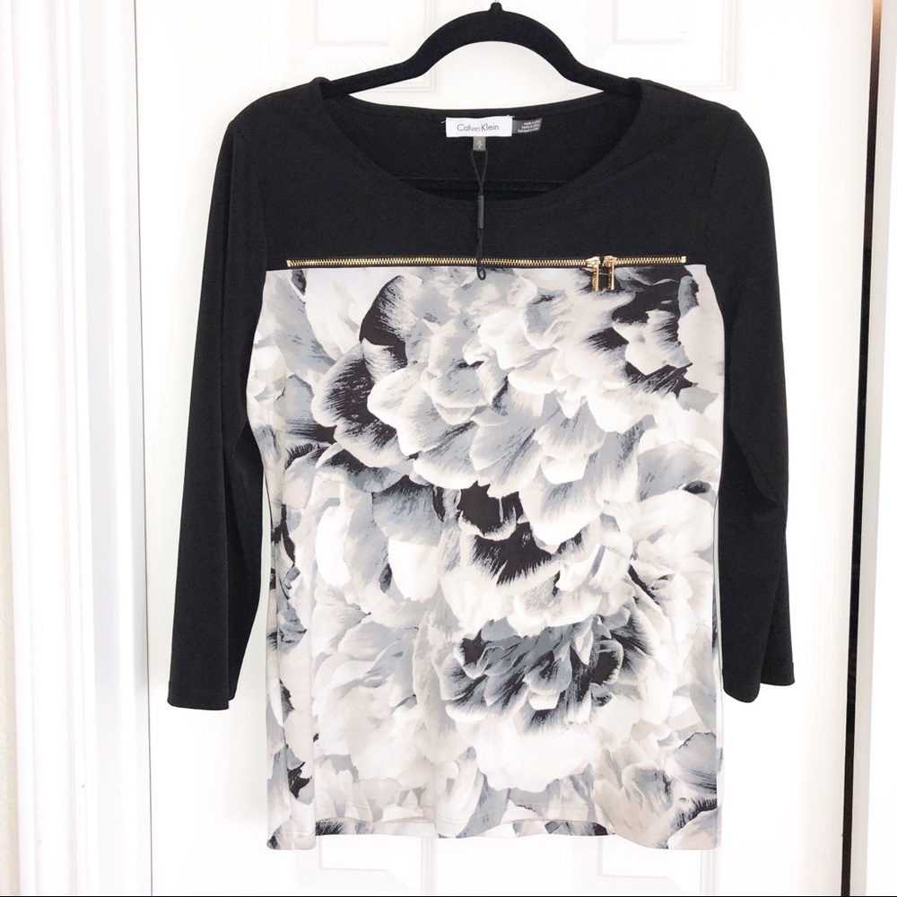 NWOT Calvin Klein floral top with zipper detail